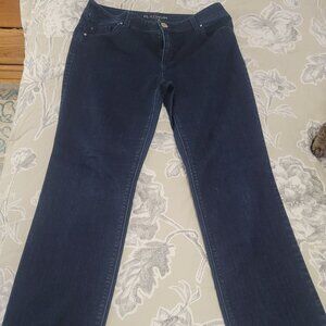Chico's Platinum Dark Blue Washed 5-Pocket Straight Leg Jeans Size 1= 8